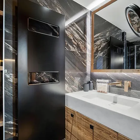 Apartment Luxueux Duplex 1850, 3 Chambres, Pres Des Pistes, Parking, Services Inclus - Fr-1-564-118 *